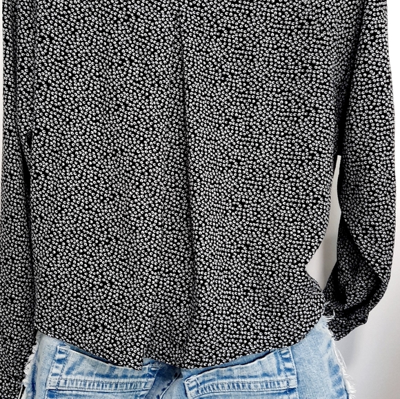 Front Tie Long Sleeve Silk Polyester Blouse Top - Picture 6 of 14